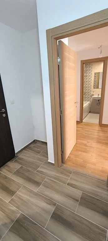 Izdavanje, dvosoban stan, 65m², Stari Aerodrom, Podgorica