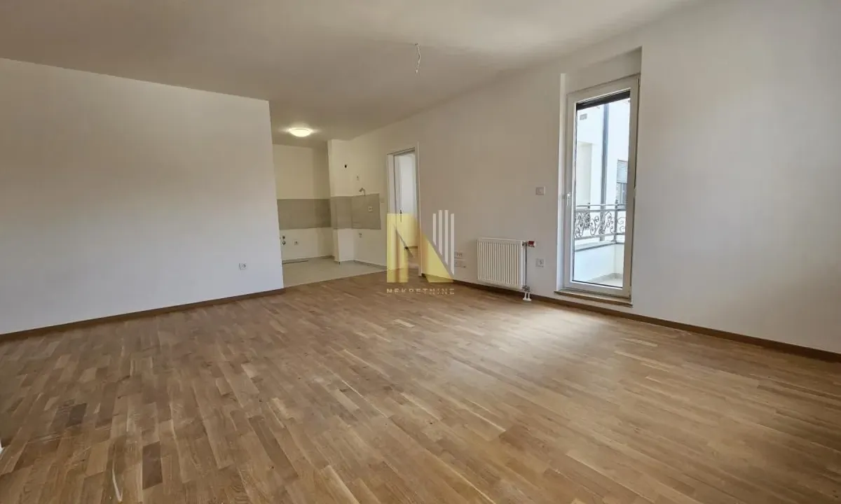 Prodaja, trosoban stan, 83m², Bulevar patrijarha Pavla, Novi Sad Sve Podlokacije