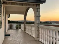 Izdavanje, trosoban stan, 100m², Mrčevac, Tivat - image 2