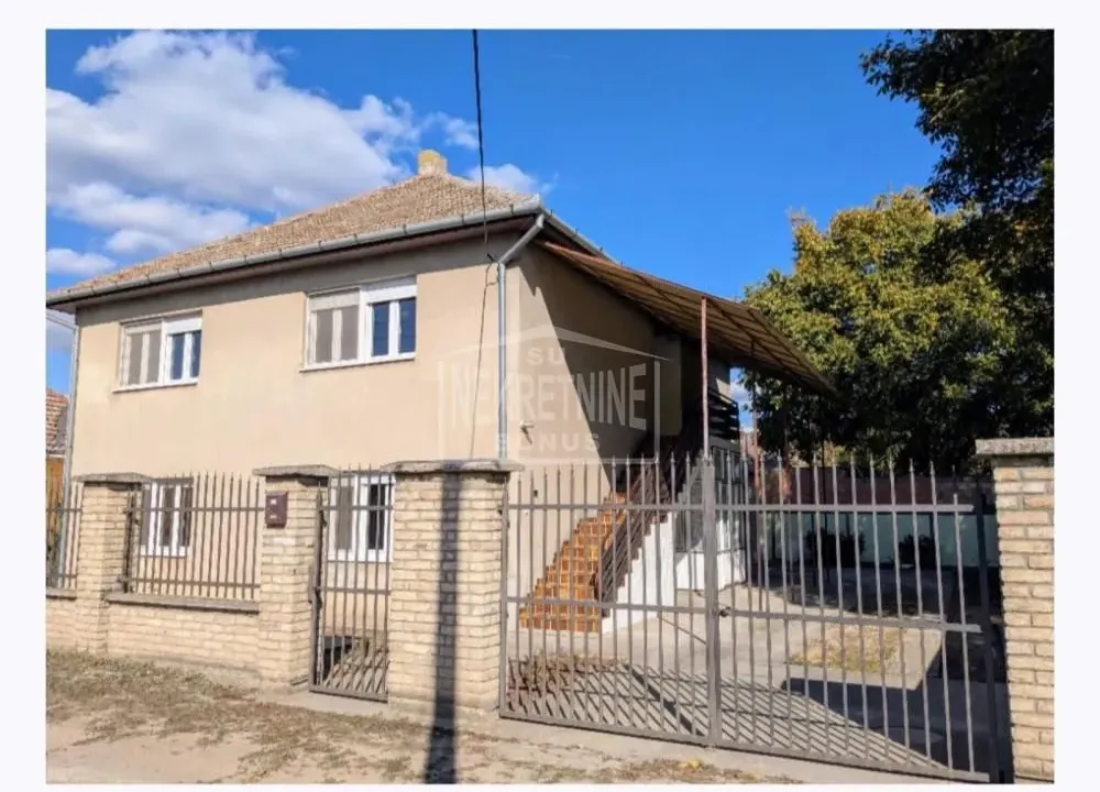 Prodaja, kuća, 190m², Peščara, Subotica