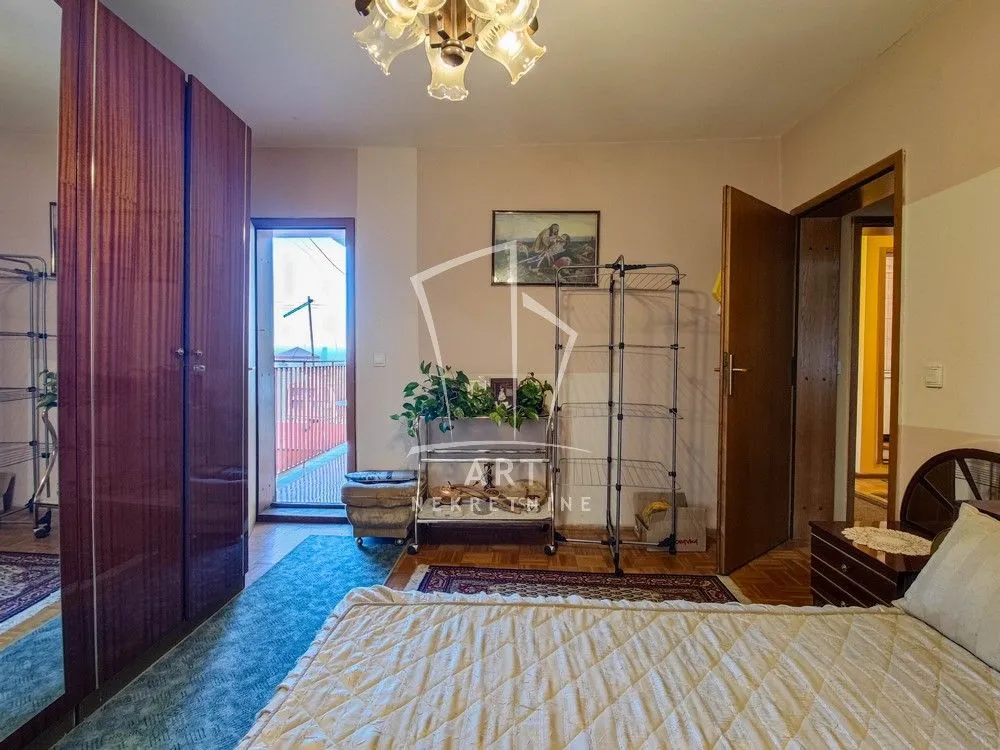 Prodaja, četvorosoban stan, 78m², Banovo Brdo, Beograd