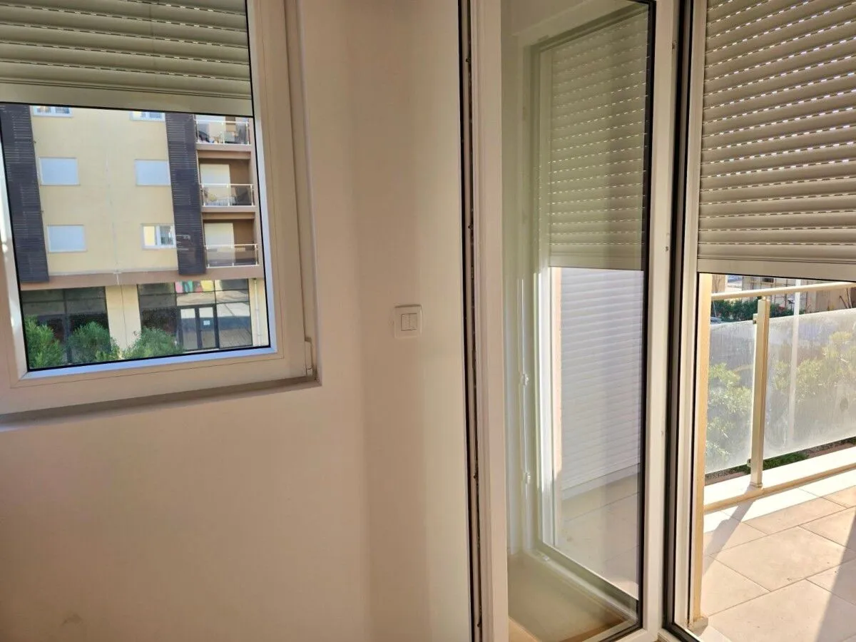 Izdavanje, jednosoban stan, 48m², New City, Podgorica