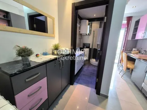 Rent, three bedroom apartment, 72m², Vračar Centar, Vračar Sve Podlokacije - image 6