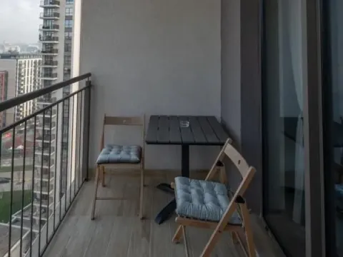 Izdavanje, trosoban stan, 80m², Savski Venac, Beograd - image 4