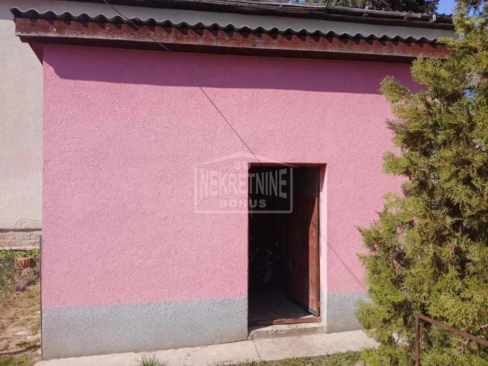 Prodaja, kuća, 175m², Veliki Radanovac, Subotica
