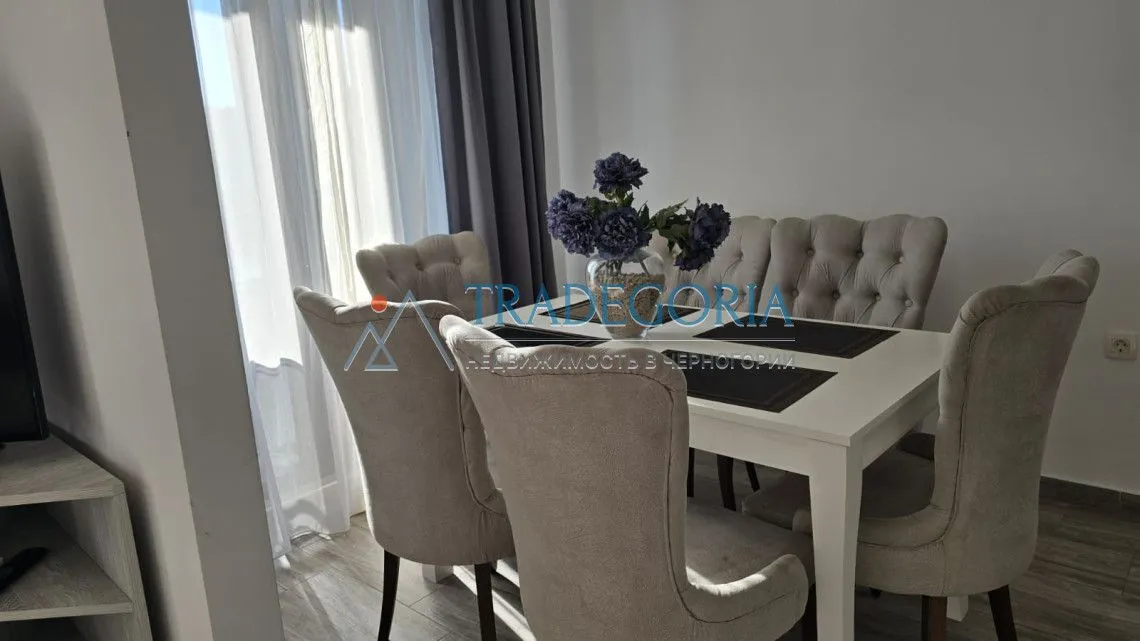 Prodaja, trosoban stan, 79m², Petrovac, Budva