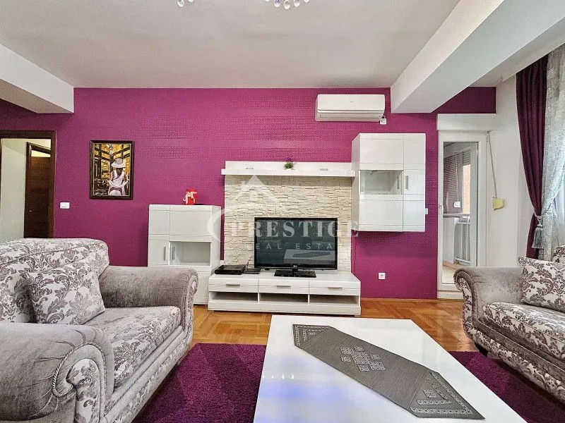 Rent, two bedroom apartment, 75m², City Kvart, Podgorica