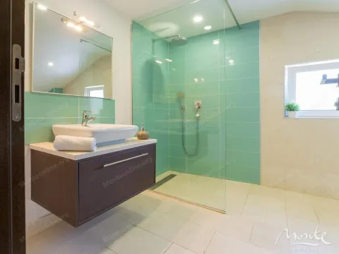 Sale, house, 350m², Stoliv, Kotor - image 13