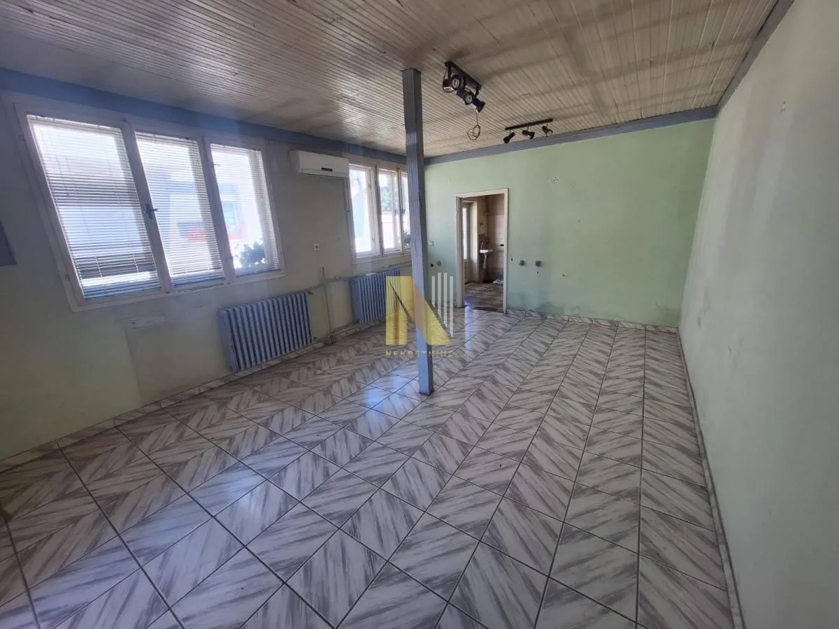 Rent, office space, 82m², Novo naselje, Novi Sad