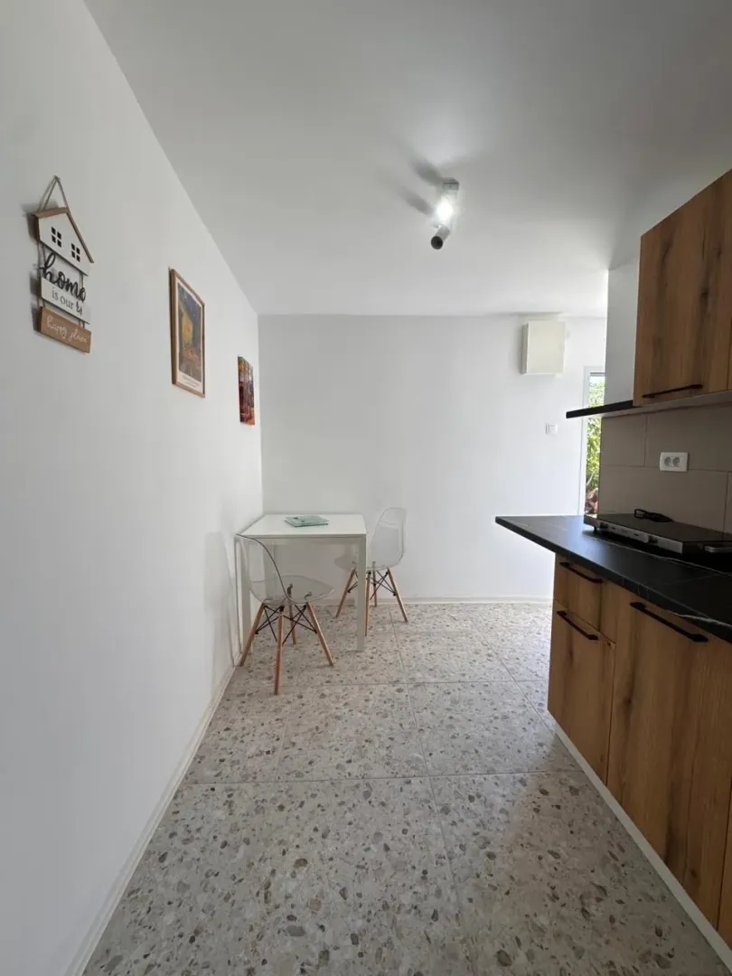 Prodaja, kuća, 300m², Šušanj, Bar