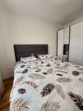 Rent, one bedroom apartment, 42m², Pobrežje, Podgorica - image 8