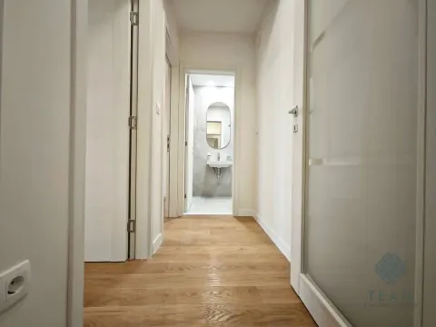 Rent, office space, 70m², Central Point, Podgorica - image 8