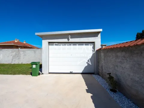 Rent, house, 170m², Jastreb, Danilovgrad - image 10