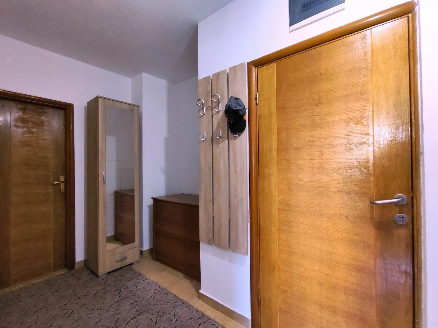 Rent, apartment, 64m², Stari Aerodrom, Podgorica