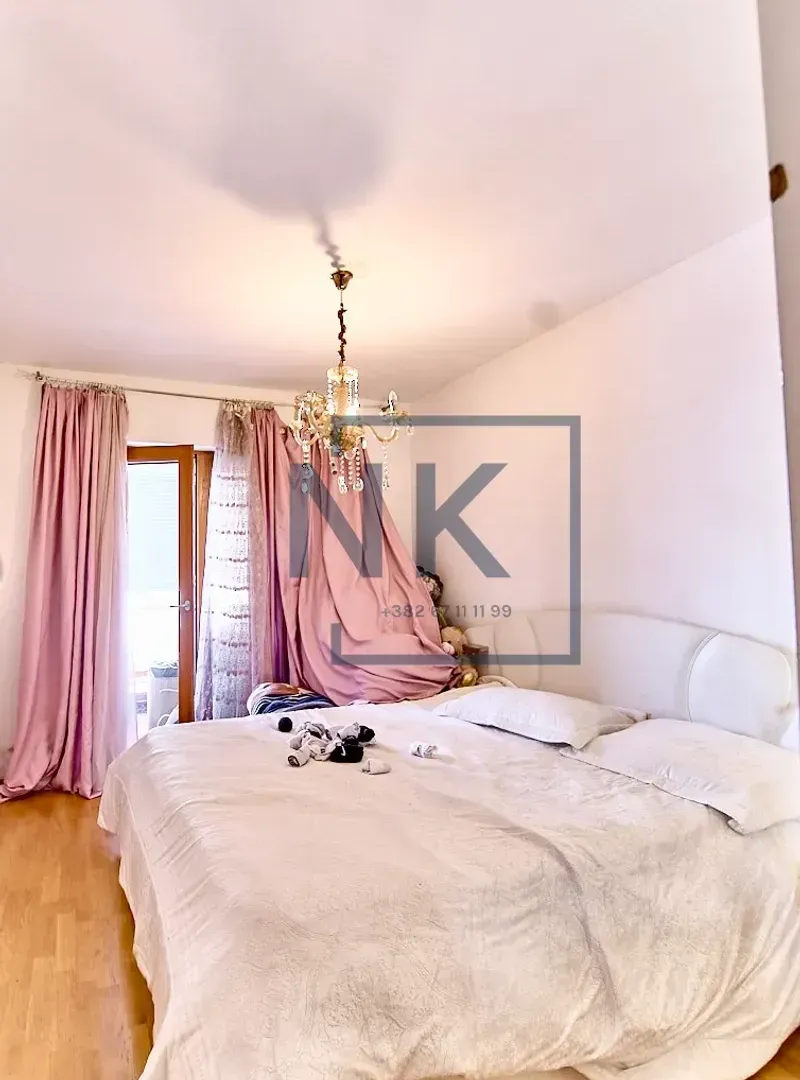 Prodaja, trosoban stan, 120m², Tološi, Podgorica