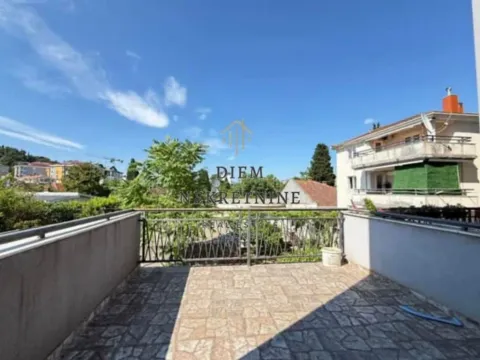 Izdavanje, dvosoban stan, 72m², Zabjelo, Podgorica - image 9