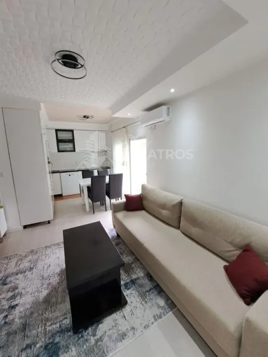 Prodaja, dvosoban stan, 55m², Centar, Bar