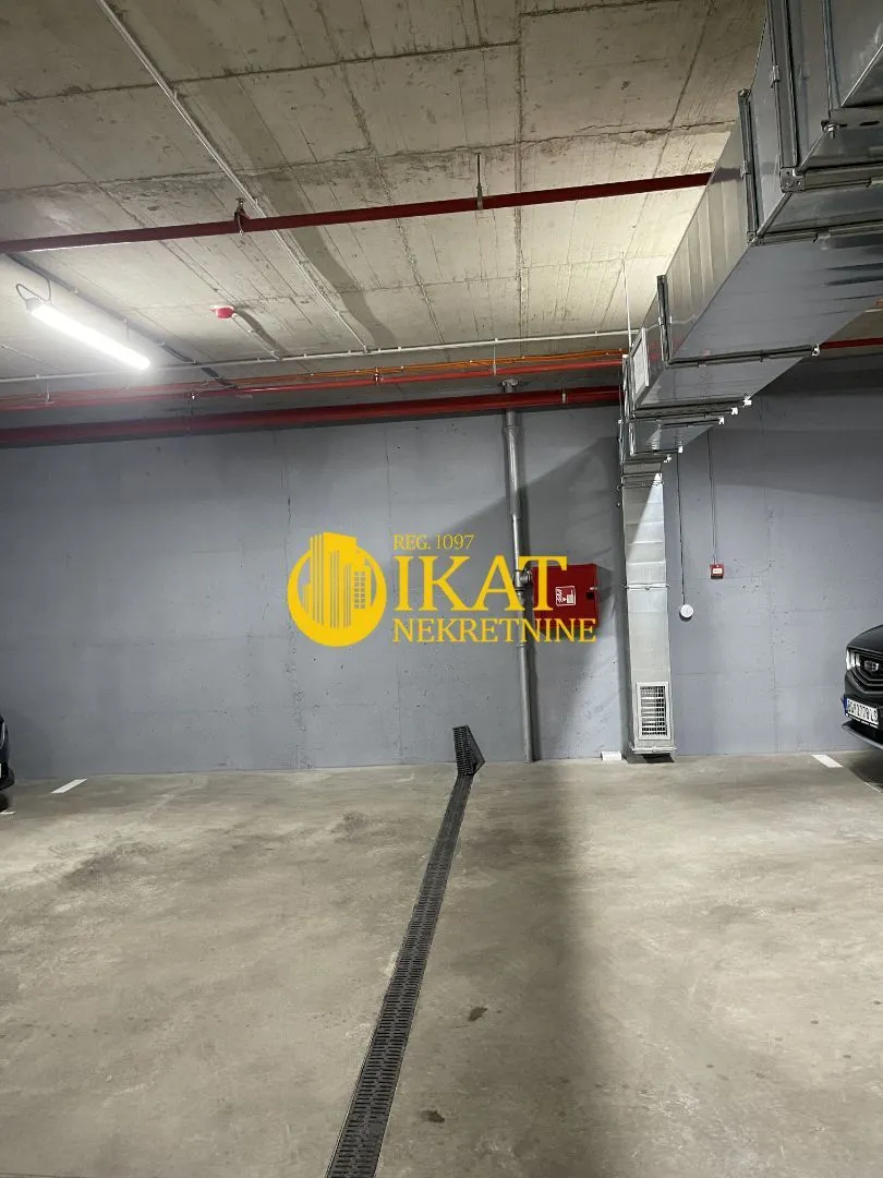 Sale, parking/garage, 16m², Crveni Krst, Beograd