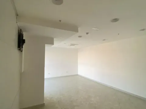 Izdavanje, poslovni prostor, 226m², Podgorica, Crna Gora - image 10