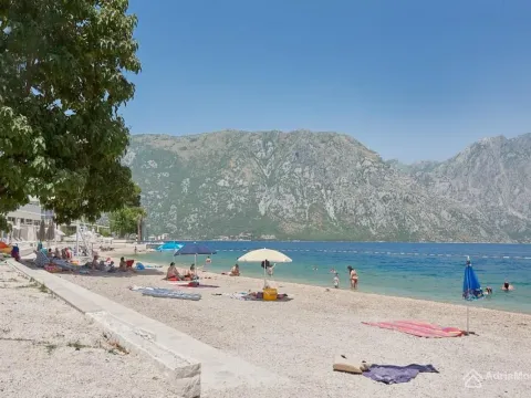 Prodaja, dvosoban stan, 51m², Prčanj, Kotor - image 17
