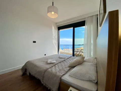 Daily-rent, one bedroom apartment, 57m², Bečići, Budva - image 7