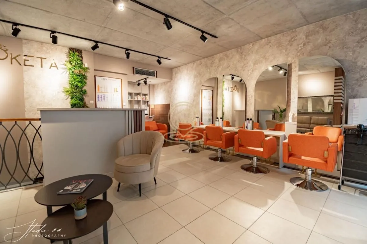 Sale, office space, 140m², Čubura, Beograd