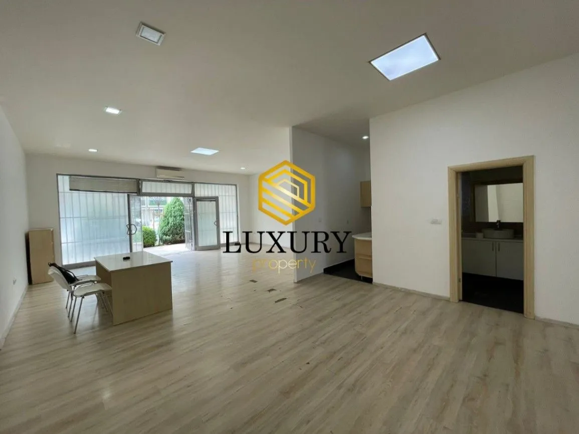 Rent, office space, 100m², Zabjelo, Podgorica