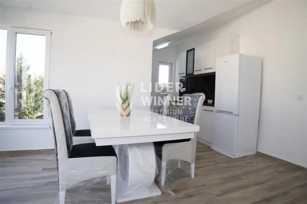 Rent, four bedroom apartment, 125m², Čukarica, Beograd