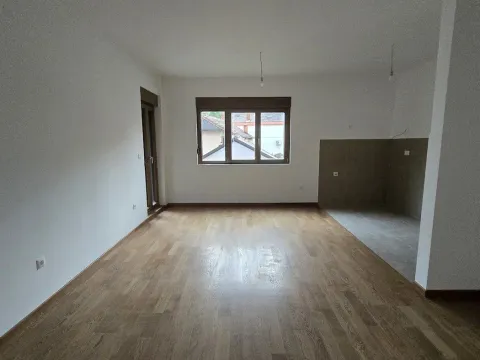 Rent, apartment, 90m², Vezirov Most, Podgorica - image 11