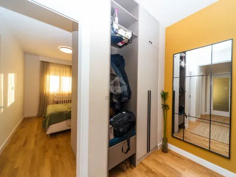 Sale, two bedroom apartment, 69m², Stari Aerodrom, Podgorica - image 11