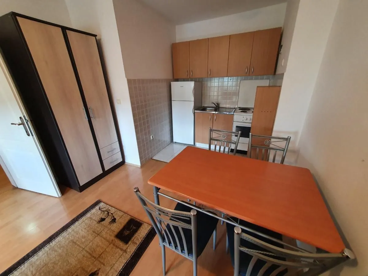 Izdavanje, jednosoban stan, 38m², Podbara, Novi Sad Sve Podlokacije