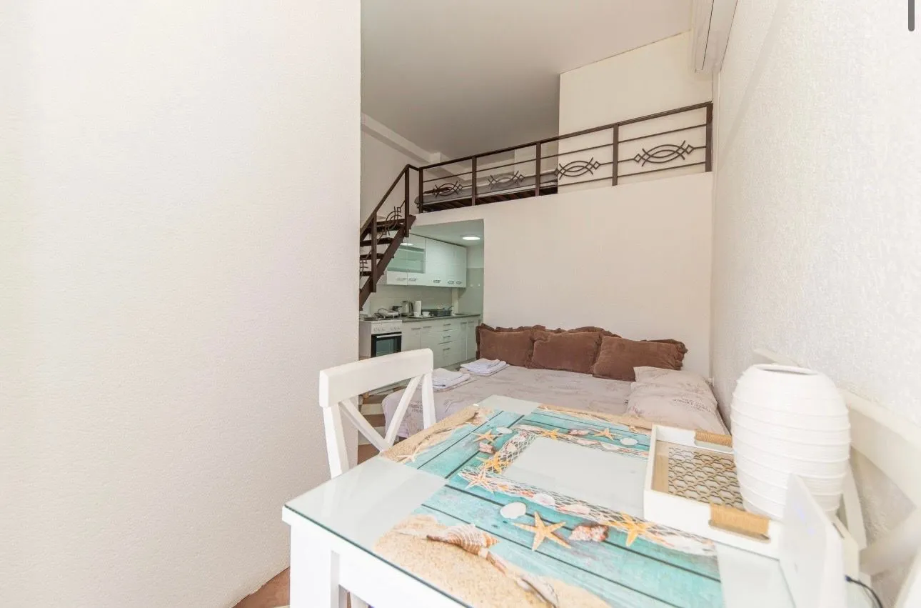 Rent, one bedroom apartment, 28m², Sutomore, Bar