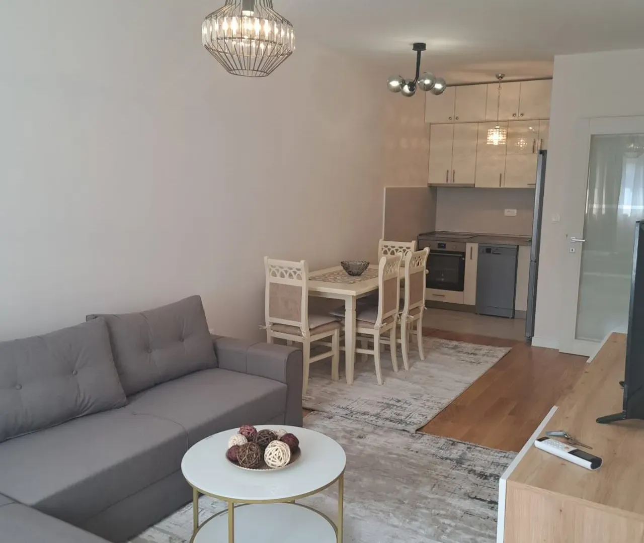Rent, one bedroom apartment, 46m², Central Point, Podgorica