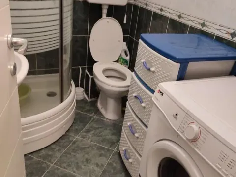 Izdavanje, garsonjera, 29m², Grbavica, Novi Sad Sve Podlokacije - image 8