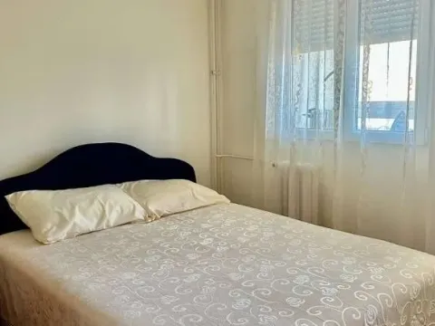 Rent, two bedroom apartment, 64m², Retenzija, Beograd - image 3
