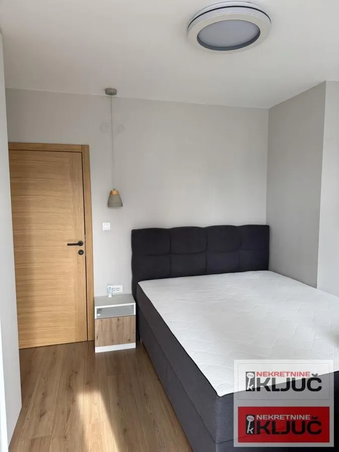 Izdavanje, jednosoban stan, 44m², Novo naselje, Novi Sad