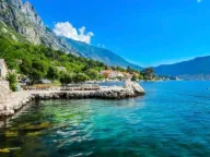 Izdavanje, jednosoban stan, 50m², Kotor, Crna Gora - image 1