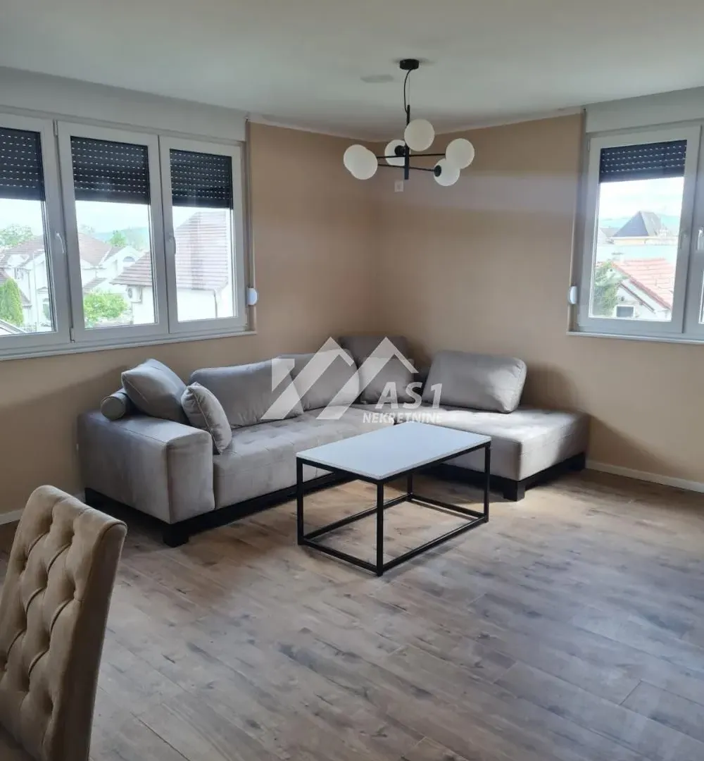 Rent, four bedroom apartment, 80m², Veternička rampa, Novi Sad Sve Podlokacije