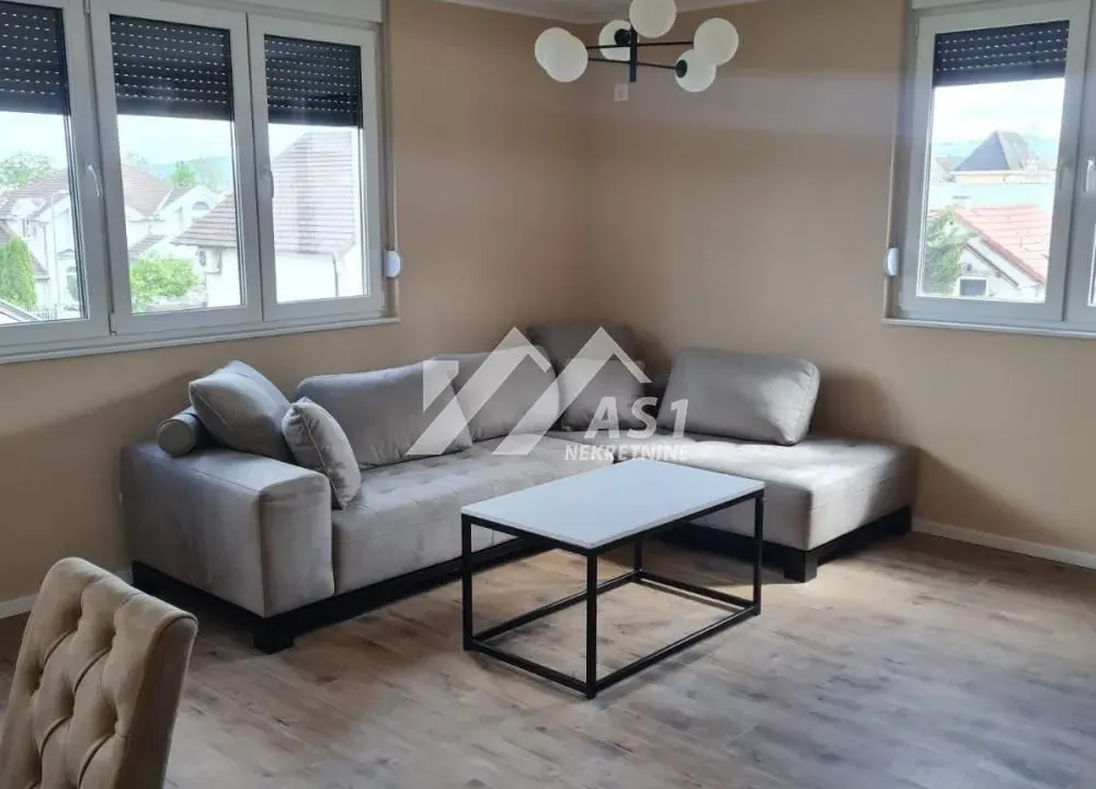 Rent, four bedroom apartment, 80m², Veternička rampa, Novi Sad Sve Podlokacije