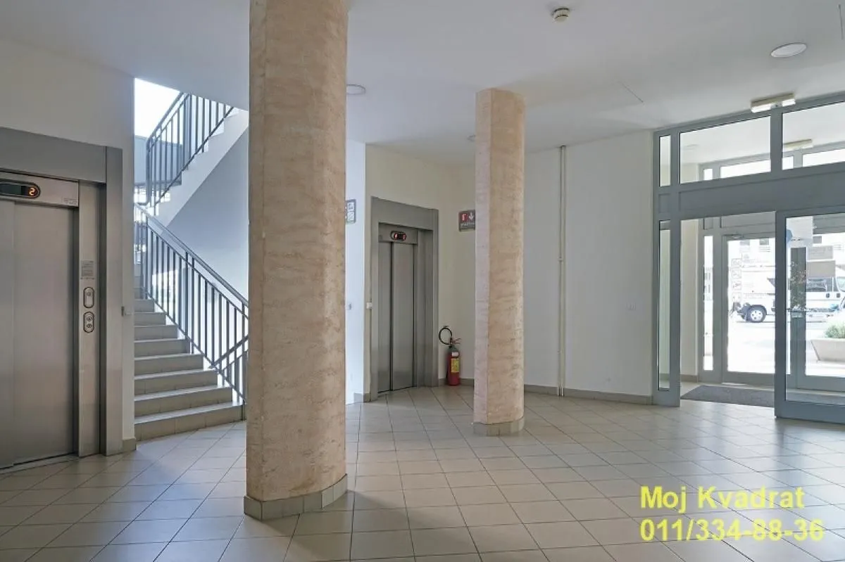 Prodaja, jednosoban stan, 41m², Novi Beograd Blok 67, Novi Beograd Sve Podlokacije