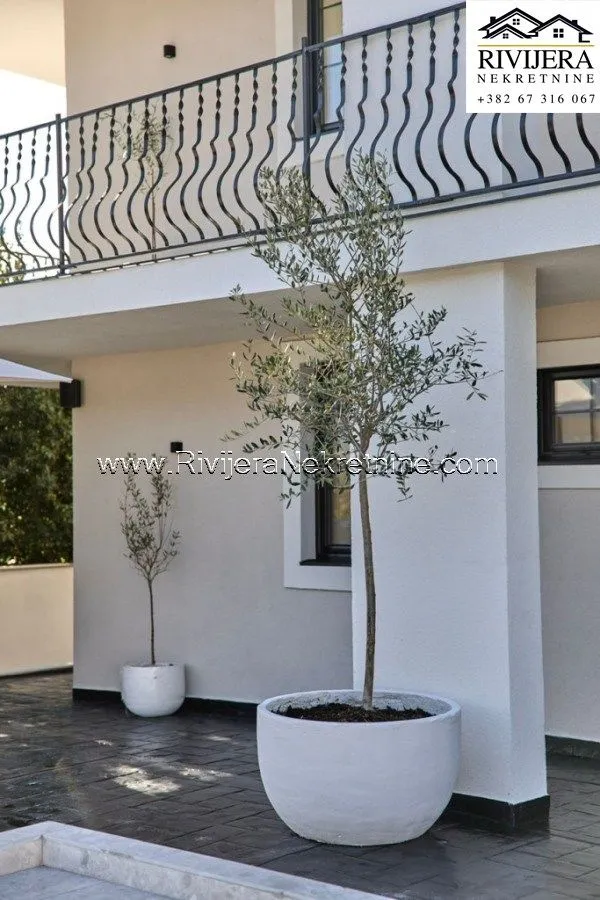 Prodaja, kuća, 424m², Tivat, Crna Gora