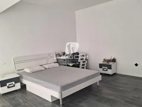 Sale, house, 343m², Čukarica, Beograd - image 5