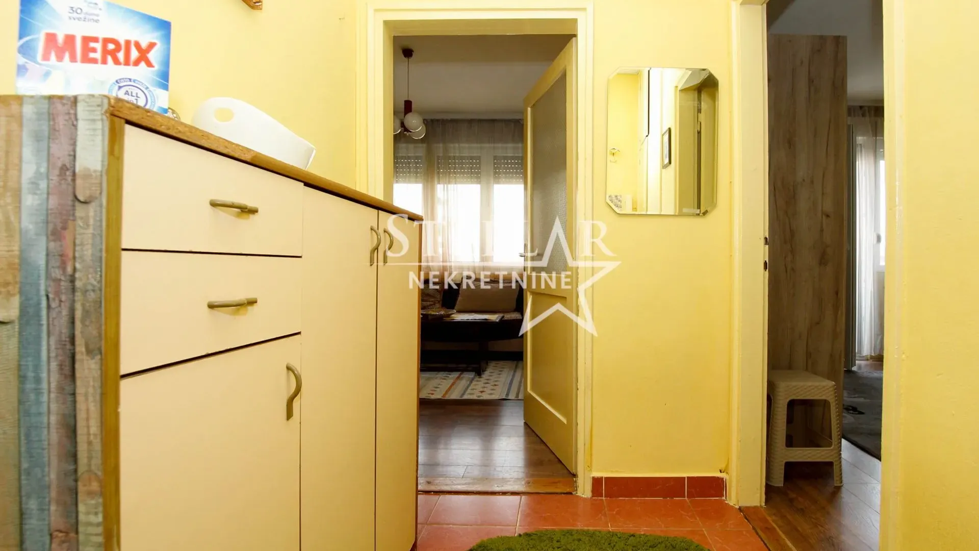 Izdavanje, jednosoban stan, 43m², Stara Varoš, Podgorica