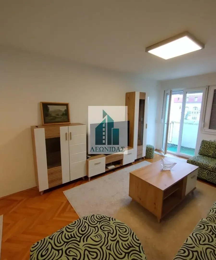 Izdavanje, dvosoban stan, 69m², Medijana, Niš