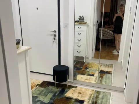 Prodaja, dvosoban stan, 68m², Stari Aerodrom, Podgorica - image 3