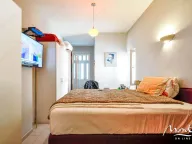 Prodaja, kuća, 220m², Tivat, Crna Gora - image 9