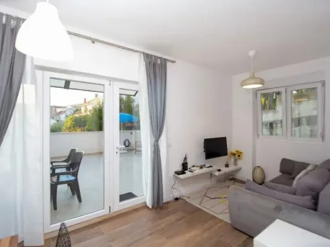 Prodaja, jednosoban stan, 62m², Kalimanj, Tivat - image 3