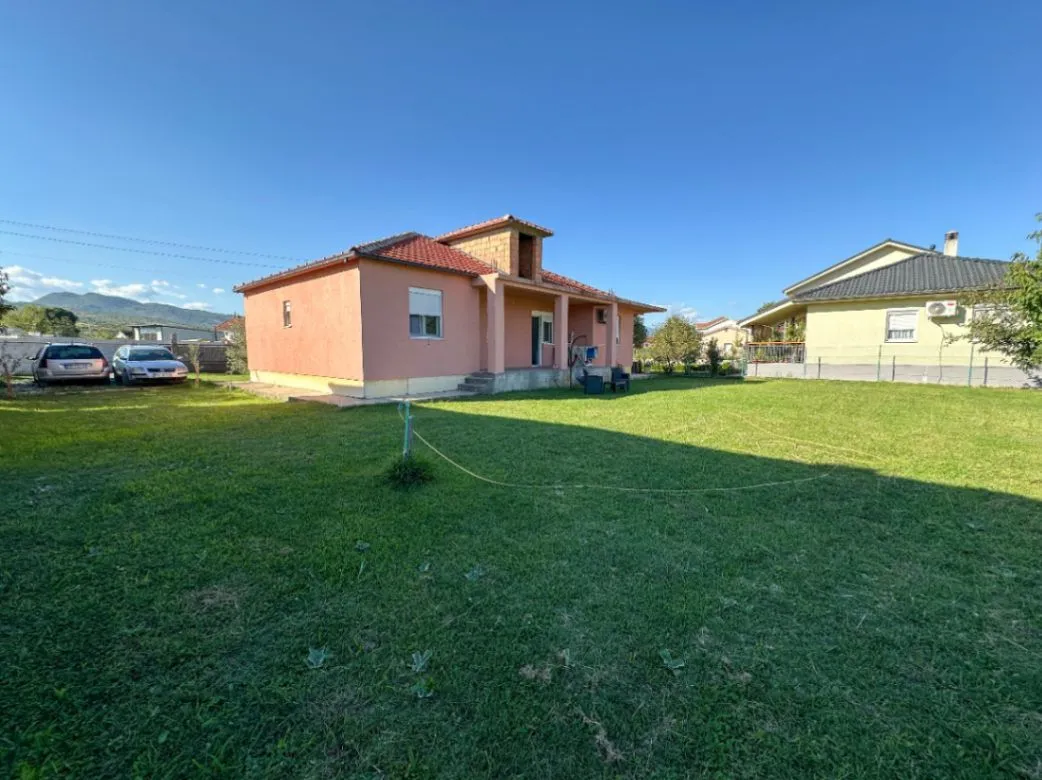 Izdavanje, kuća, 147m², Donji Kokoti, Podgorica
