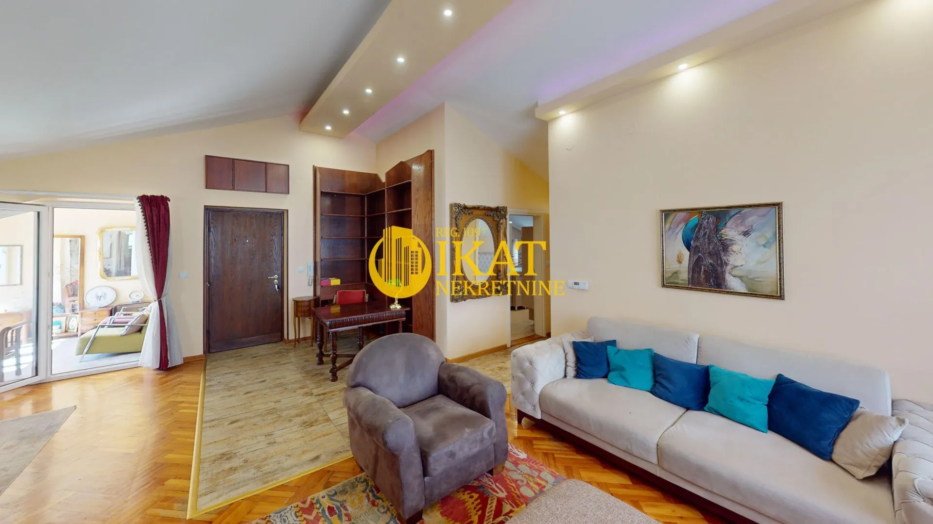 Prodaja, dvosoban stan, 76m², Centar Sve Podlokacije, Beograd