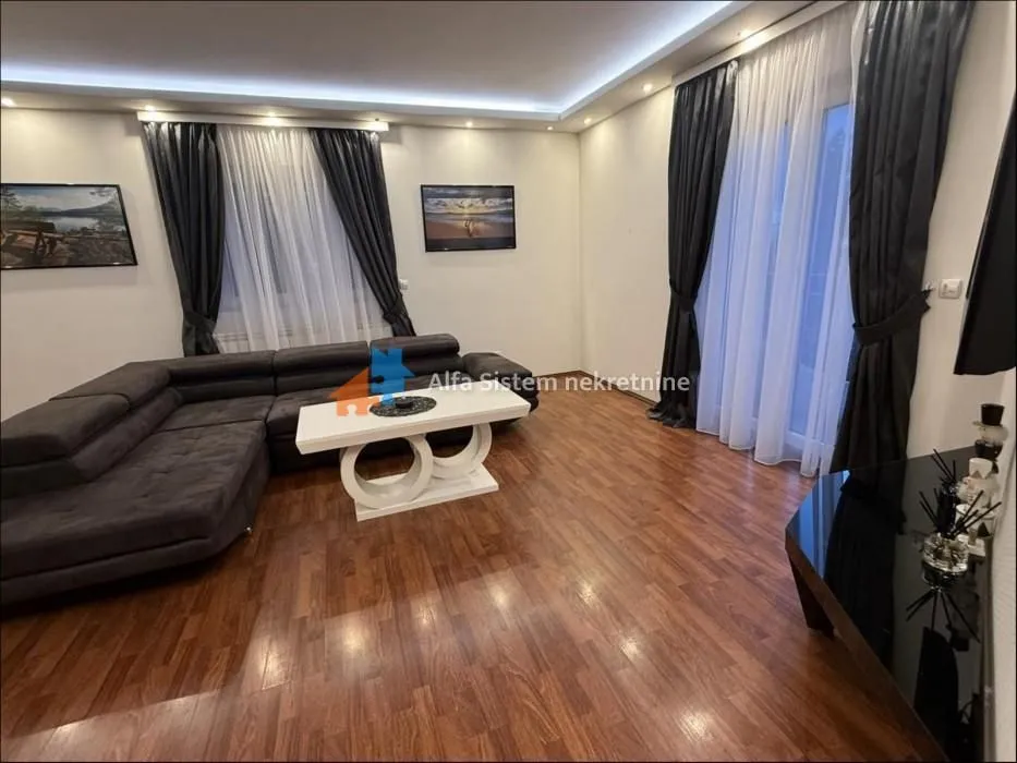 Rent, three bedroom apartment, 72m², Žarkovo, Beograd